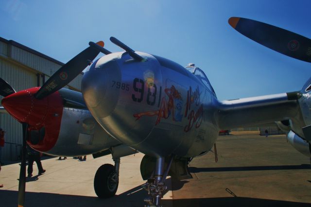 Lockheed P-38 Lightning —