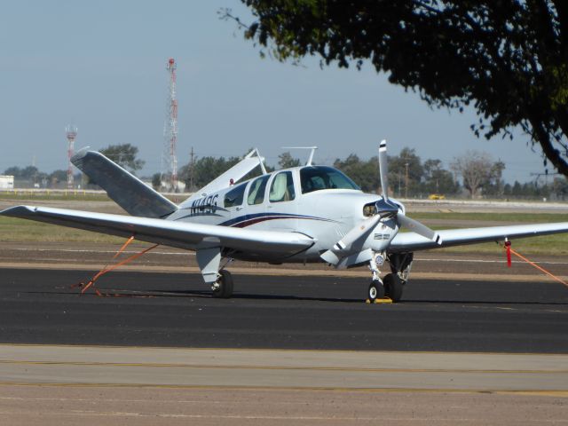 Beechcraft 35 Bonanza (N149G)