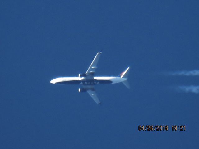 Boeing 737-900 (N852DN)
