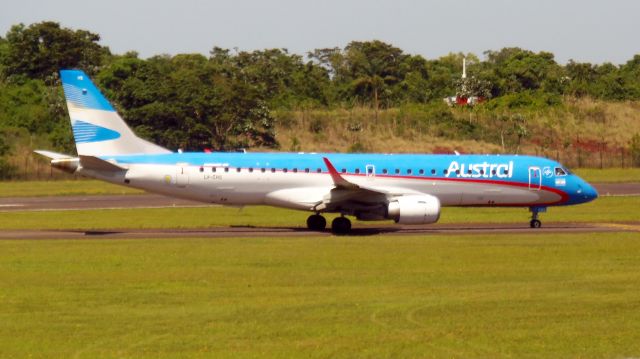 Embraer ERJ-190 (LV-CHS)