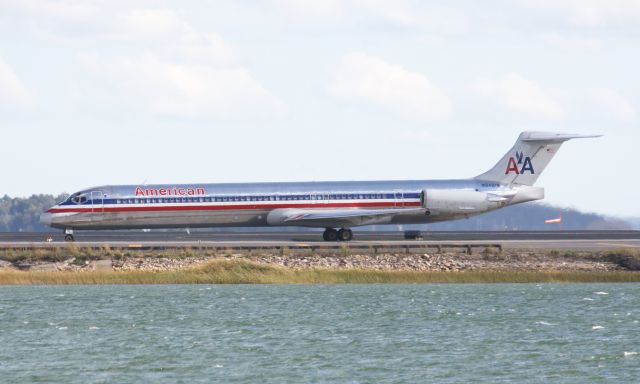 McDonnell Douglas MD-83 (N9401W)
