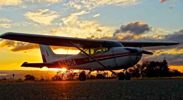 Cessna Skyhawk (N734DA)