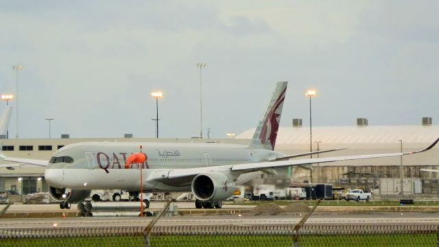 Airbus A350-900 (A7-ALK) - Taxiing for the over 13hr flight to Doha(OTHH)