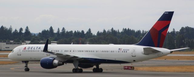 Boeing 757-200 (N543US)