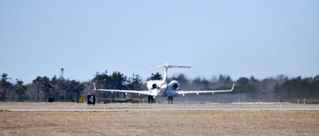 Bombardier Global 5000 (N100QS)