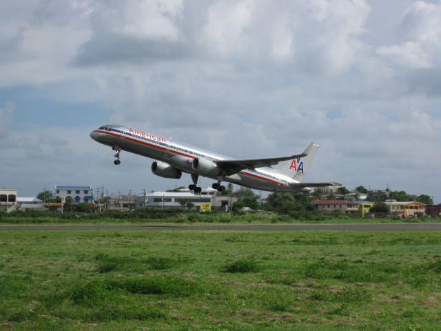 N694AN — - AMERICAN AIRLINES