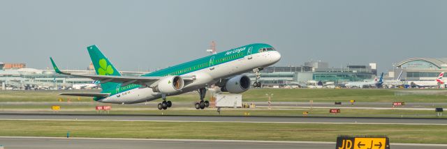 Boeing 757-200 (EI-LBS)