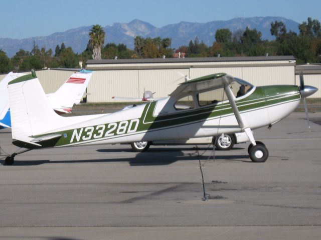 Cessna Skywagon 180 (N3328D) - Parked at Fullerton