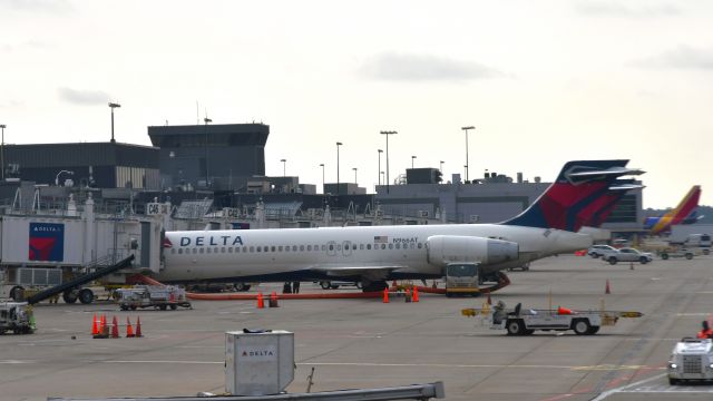 Boeing 717-200 (N966AT) - Delta Air Lines Boeing 717-2BD N966AT in Atlanta