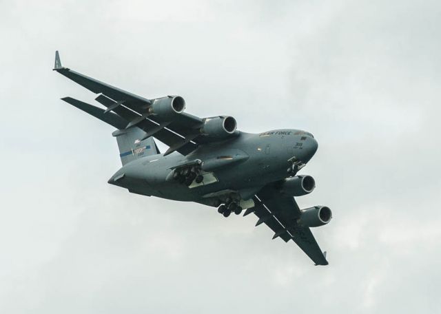 Boeing Globemaster III (N33117) - At Bray Ireland