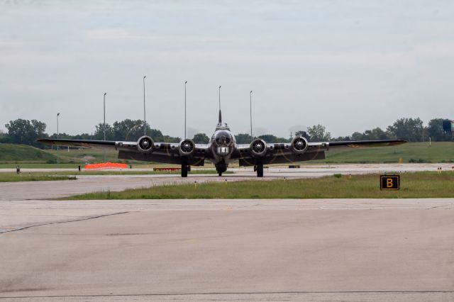 N3193G — - "Fortress 93Golf" taxiing on Bravo to the West Ramp after a flight from Charleston, West Virginia.