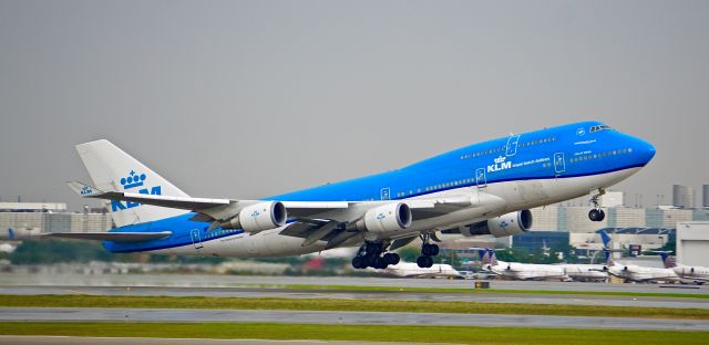 Boeing 747-400 (PH-BFT)