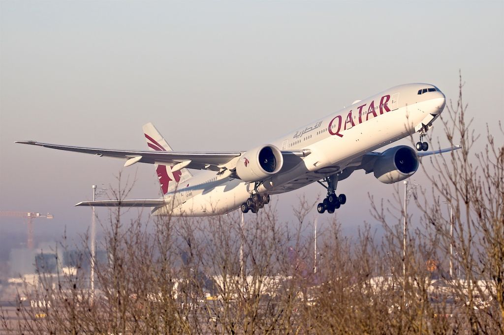 BOEING 777-300ER (A7-BEF)