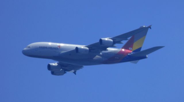 Airbus A380-800 (HL7641) - Passing Monmouth Co., NJ minutes before landing April 2018.