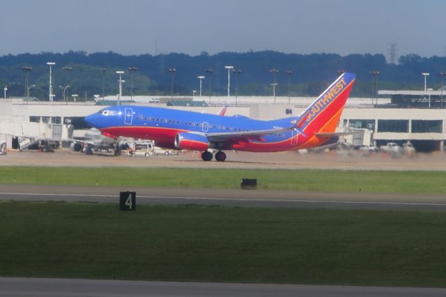Boeing 737-700 (N201WN)