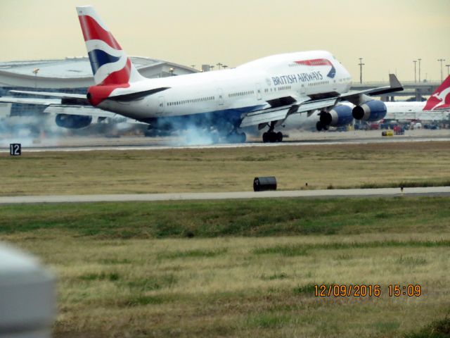 Boeing 747-400 (G-CIVS)