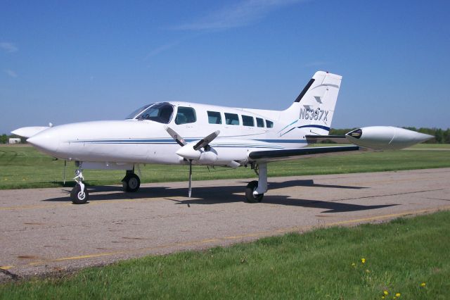 Cessna 402 (N6387X)