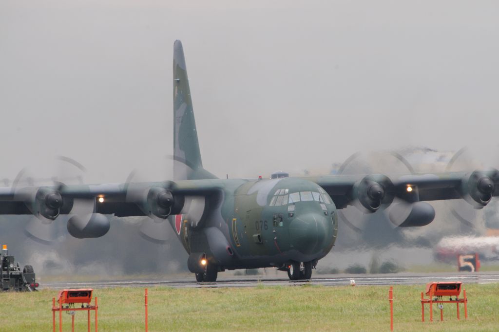 Lockheed C-130 Hercules (75-1076) - Nov.02.2016br /JASDF Iruma Air Base !!