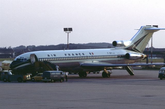 BOEING 727-200 (F-BPJJ) - July 1969 at Düsseldorf (EDDL)