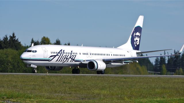 Boeing 737-900 (N408AS) - ASA9001 begins its takeoff roll on runway 34L for a flight to KSEA on 5/1/13. (LN:4296 cn 41732).