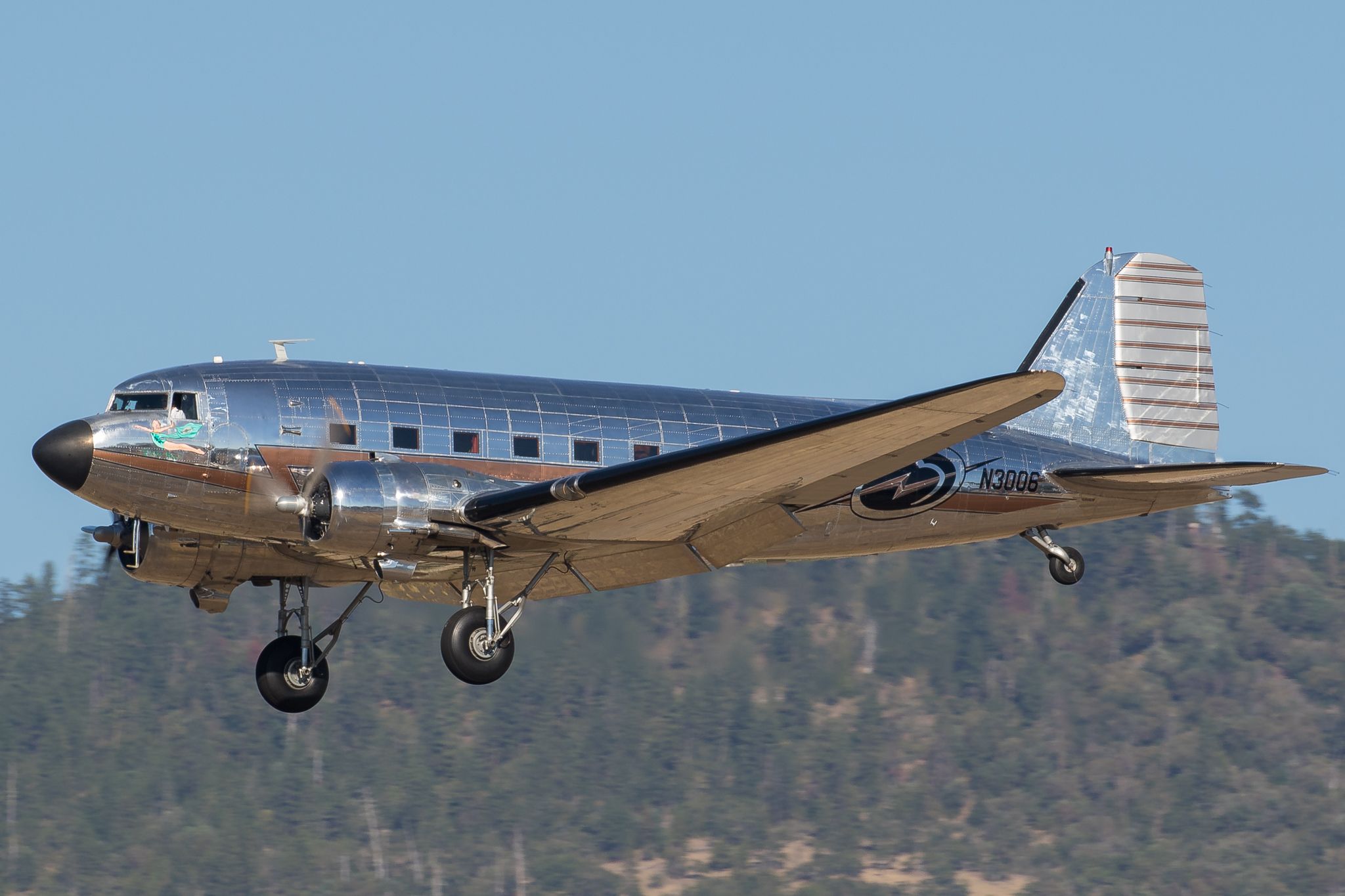 Douglas DC-3 (N3006)