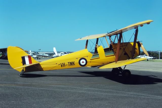 VH-TMK — - DE HAVILLAND CANADA) DH-82A TIGER MOTH II - REG : VH-TMK (CN T250) - PARAFIELD ADELAIDE SA. AUSTRALIA - YPPF (7/2/1995) 35MM SLIDE CONVERSION SCANNED AT 6400 DPI USING A EPSON V700 PERECTION FLATBED SCANNER.