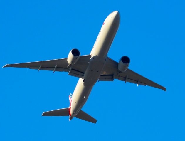 BOEING 777-300ER (N726AN) - AAL9790br /TUL-TULbr /08/02/23