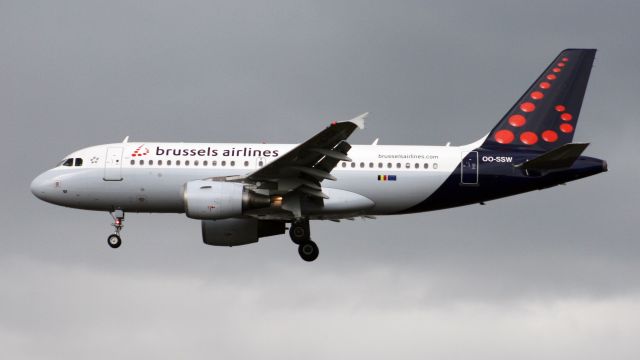 Airbus A319 (OO-SSW)