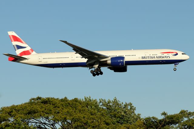 BOEING 777-300 (G-STBP) - 'Speedbird 179' arriving from London Heathrow