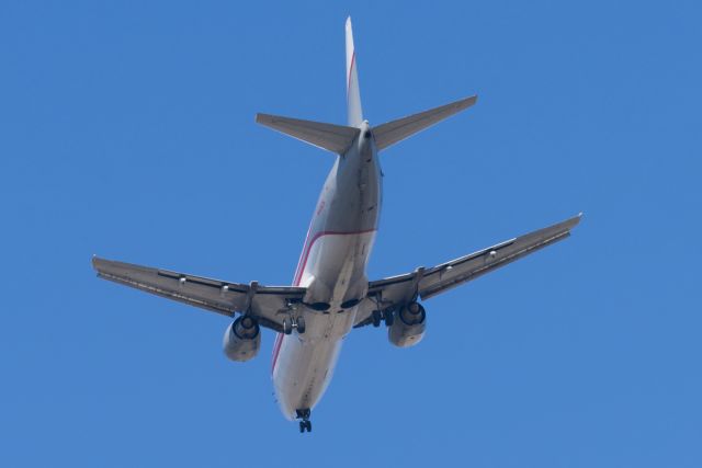 BOEING 737-400 (N405CK)