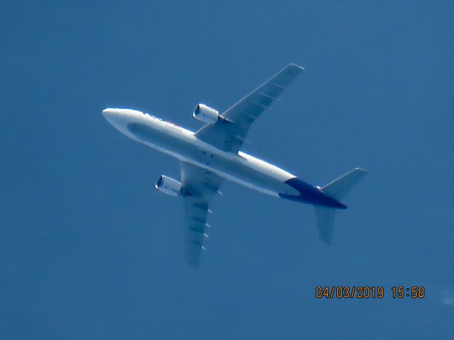 Airbus A300F4-600 (N664FE)