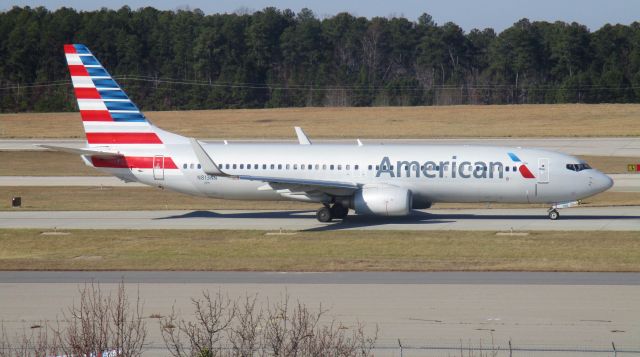 Boeing 737-800 (N813NN)