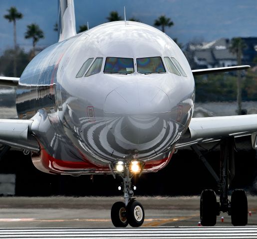 Airbus A320 (JA03JJ)