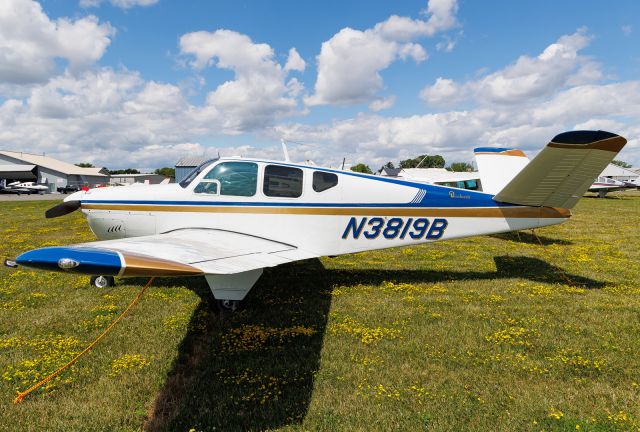 Beechcraft 35 Bonanza (N3819B)