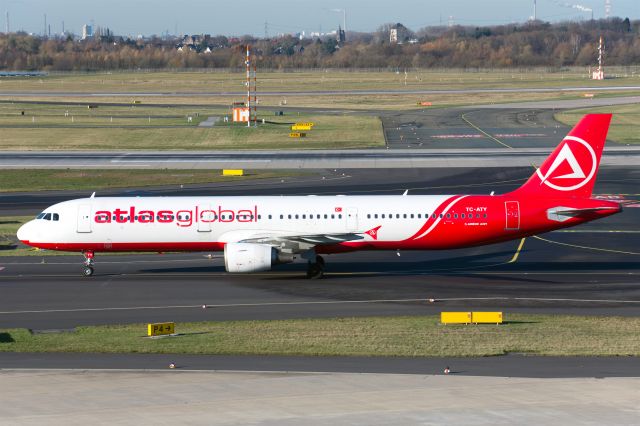 Airbus A321 (TC-ATY)