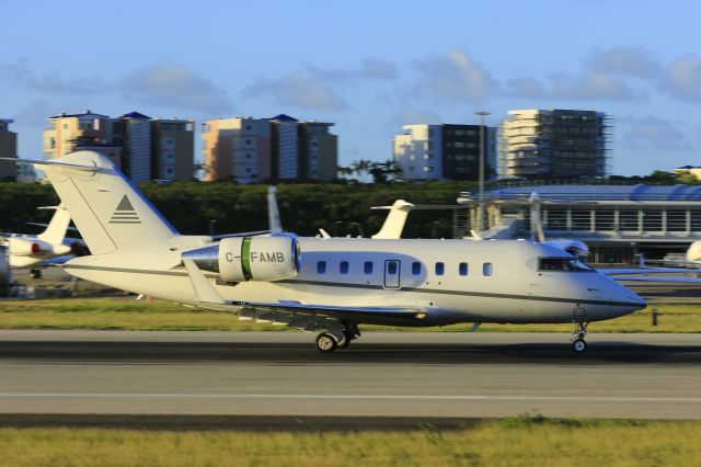 Canadair Challenger (C-FAMB) - C-FAMB landing at TNCM St Maarten