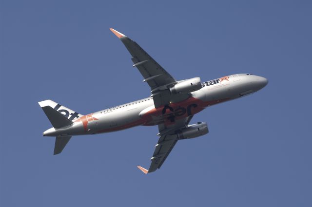 Airbus A320 (JA11JJ) - Departed Narita Intl Airport Rwy34R on 2013/07/10