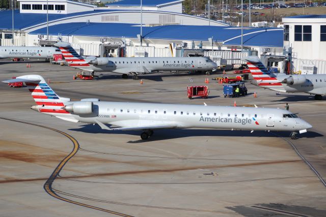 Canadair Regional Jet CRJ-900 (N559NN)