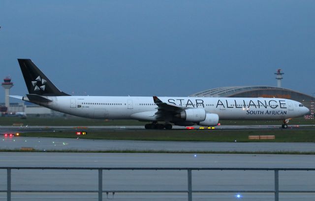 Airbus A340-600 (ZS-SNC)