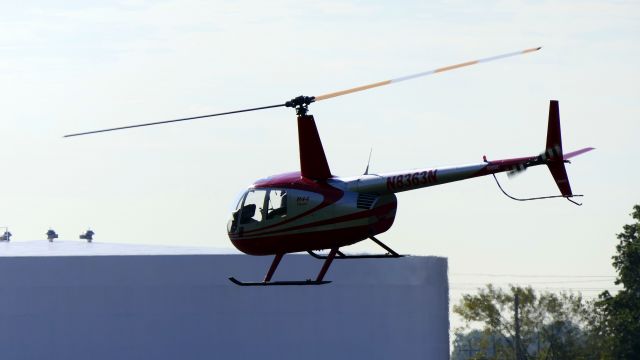 Robinson R-44 (N8363N)