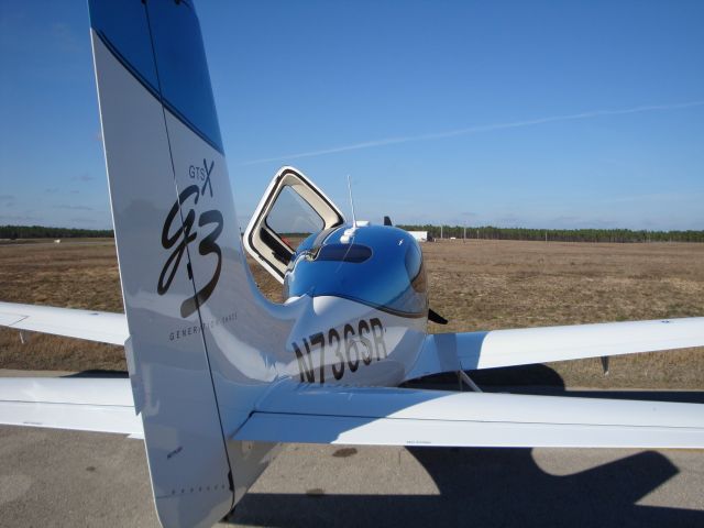 Cirrus SR-22 (N736SR)