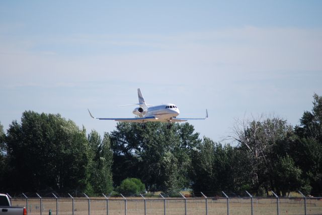 Dassault Falcon 2000 (N200CH)