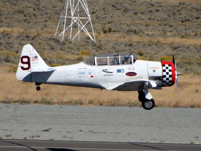 North American T-6 Texan (N5199V)