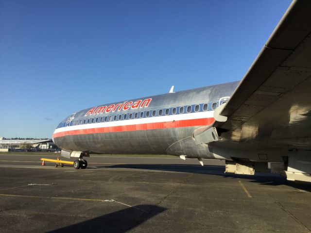 BOEING 727-200 (N874AA) - A real beauty