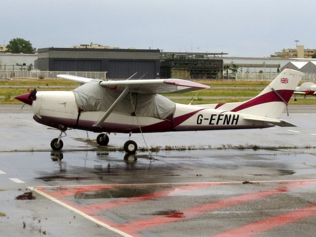 G-EFNH — - 21 mai 2015 - ex D-EFNH