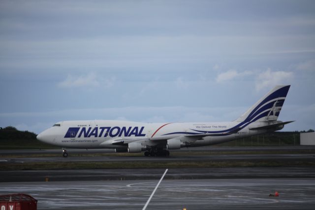 Boeing 747-200 (N729CA)