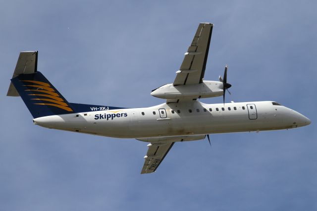 de Havilland Dash 8-300 (VH-XKJ)