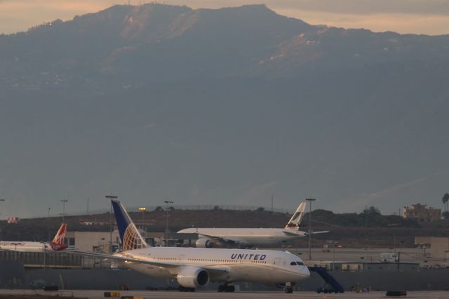 Boeing 787-8 (N45905)