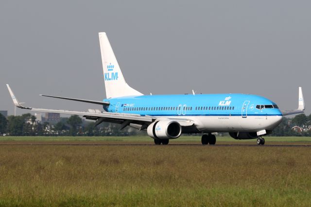 Boeing 737-800 (PH-BXC)