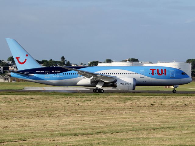 Boeing 787-8 (G-TUIE)